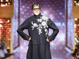 Amitabh, Varun, Alia & other stars walk the ramp for a cause!