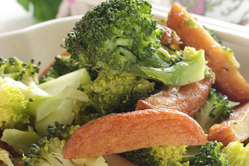 Stir Fried Broccoli With Chicken