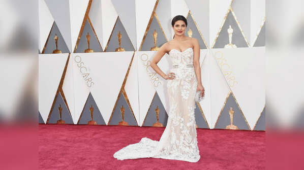 Spice-up your wardrobe like a Bollywood celeb