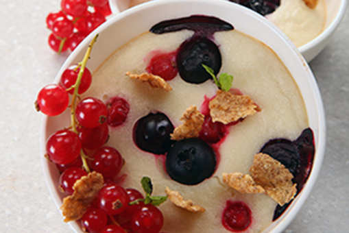 Baked Yogurt with Berries