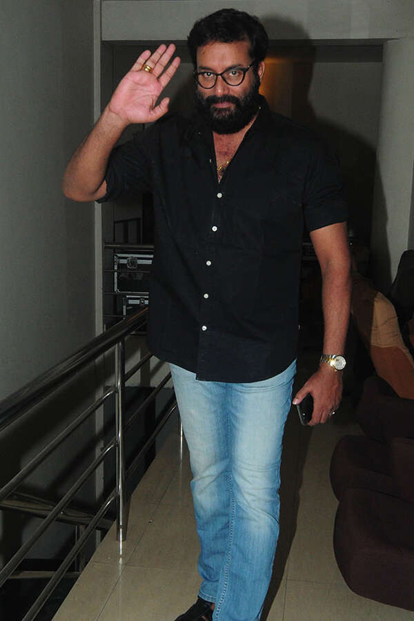Suresh Krishna
