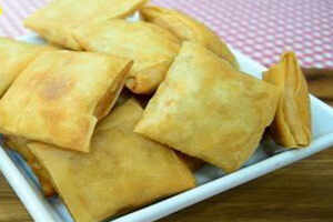 How to make Chicken and Piccalilli Samosa Squares