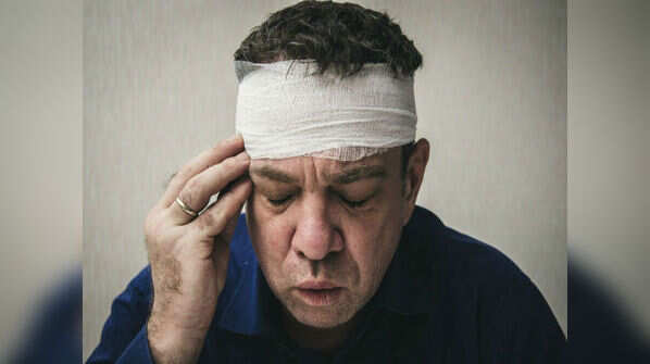 How to avert head injuries during accidents