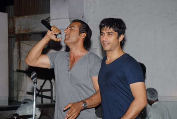 Vikas Bhalla