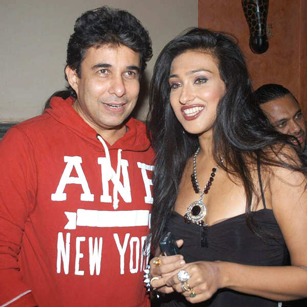 Deepak Tijori Stills