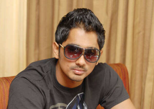 R Siddharth Images