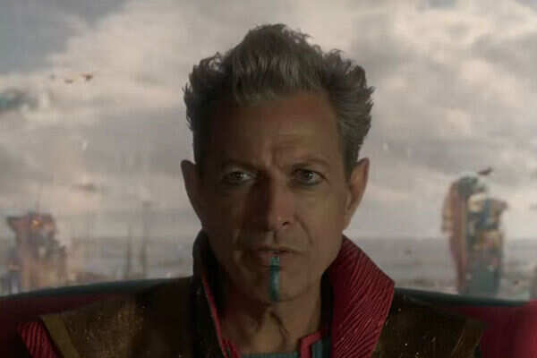 Jeff Goldblum Stills