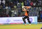 Sunrisers Hyderabad lose first match of season against Mumbai Indians