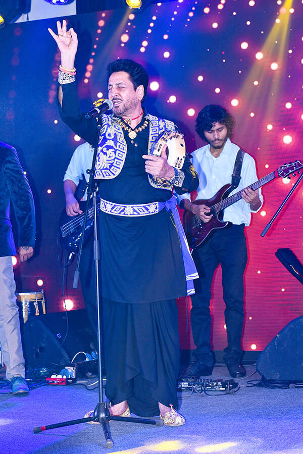 Gurdas Maan