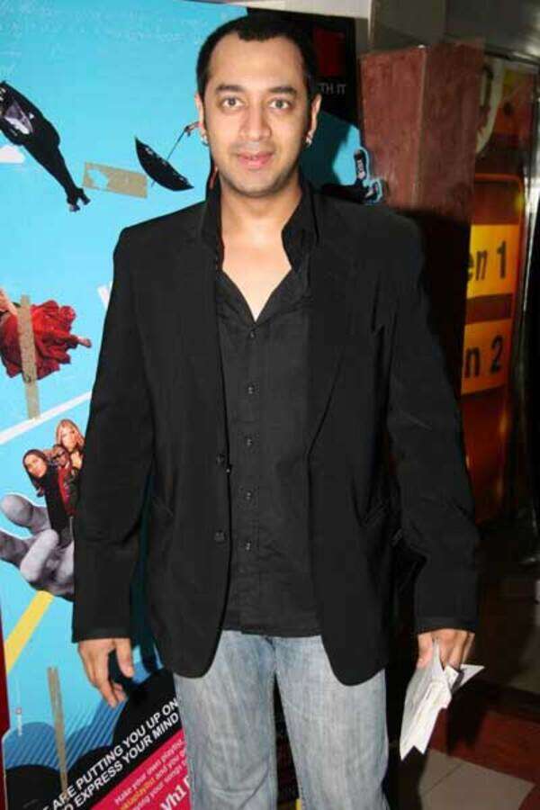 Hiten Paintal Stills