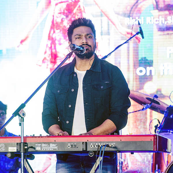 Mithoon
