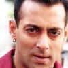 Article image for: Salman plans a <i class="tbold">charity match</i> in Dubai