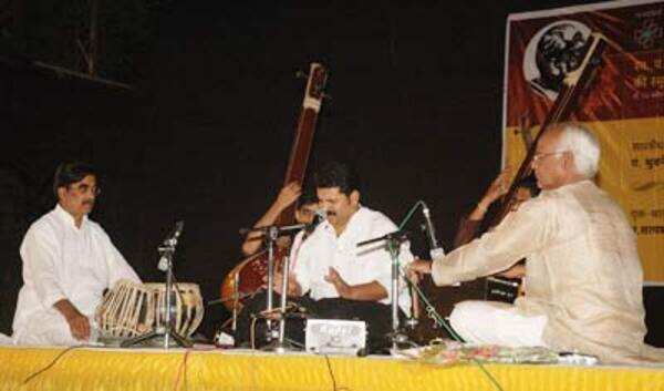 Bhuvanesh Pictures