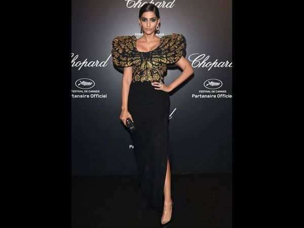 Sonam Kapoor Champagne Prom Dress Marie Claire Fashion Awards 2011 -  TheCelebrityDresses