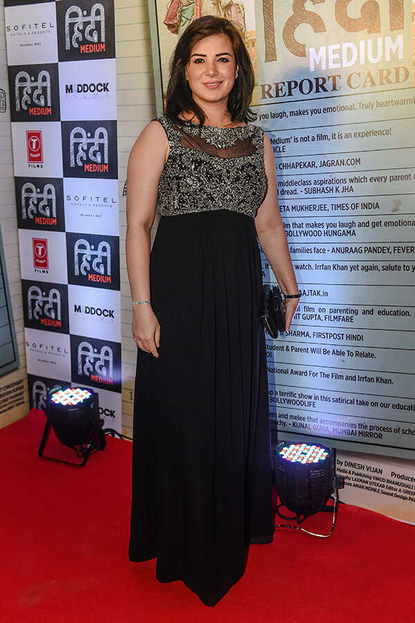 Urvashi Joshi Photos