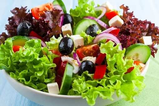 Greek Salad with Lemon Dressing