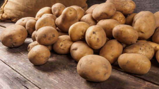 When potatoes turn unsafe to eat