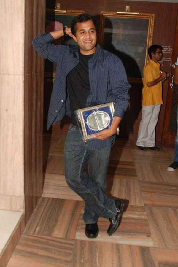 Omi Vaidya Pictures
