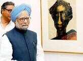 PM at an art show