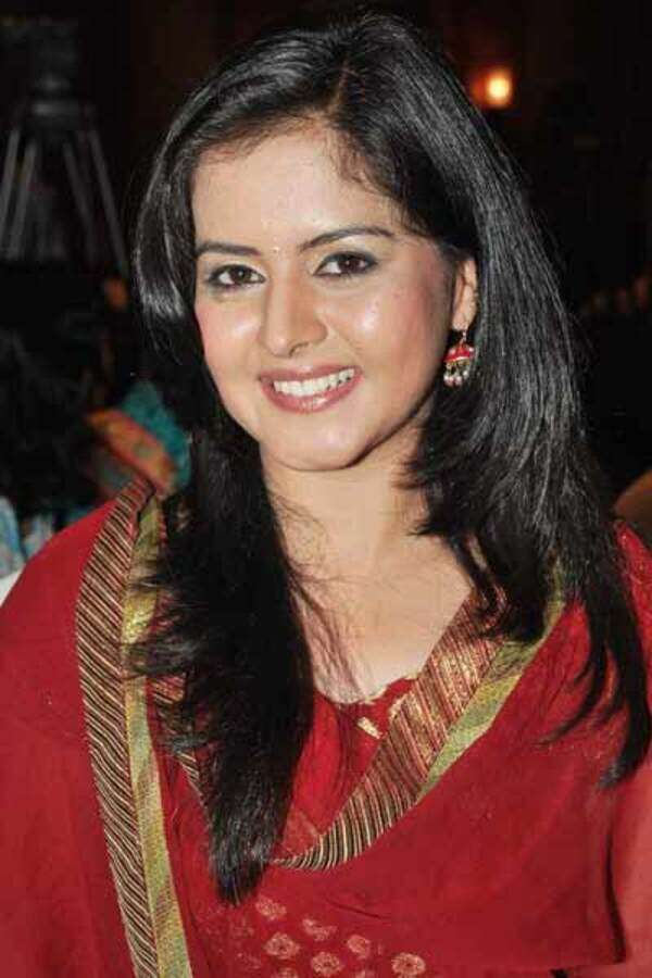 Akriti Singh Images