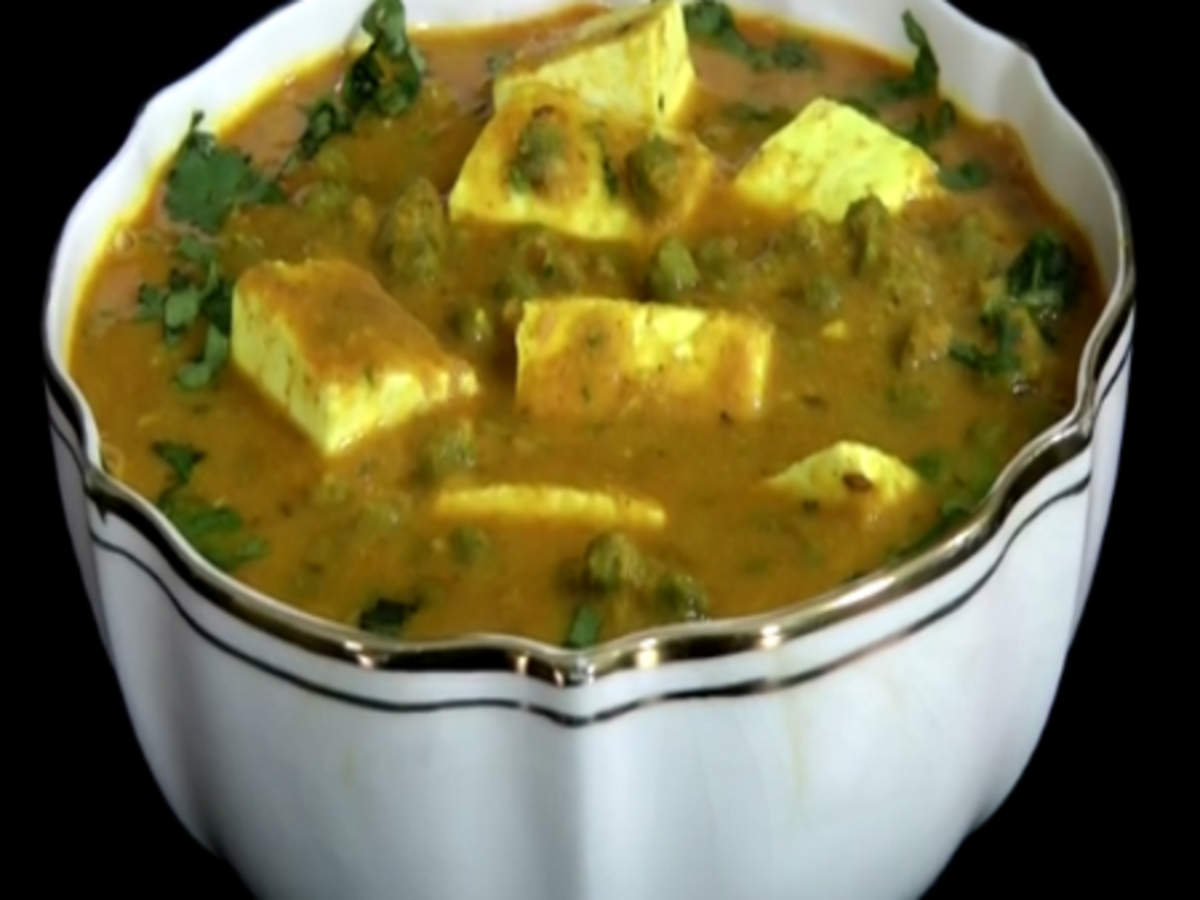 Hara Chana Paneer Curry Recipe