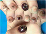 12 bizarre nail arts