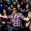 400 Sejals flock to Shah Rukh Khan's residence in Mumbai