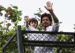 When Shah Rukh remembered celebrating Eid with his parents
