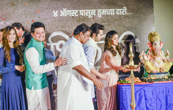 Rucha Inamdar Images