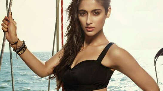 Ileana D Cruz Ileana D Cruz Flaunts Her Sister Tattoo Hindi Movie News Times Of India ileana d cruz ileana d cruz flaunts