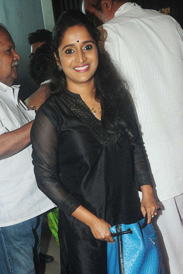 Surabhi Lakshmi Wallpapers