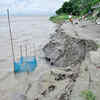 Article image for: Assam: Flood situation remains grim as Brahmaputra continues to flow above <i class="tbold">danger mark</i>