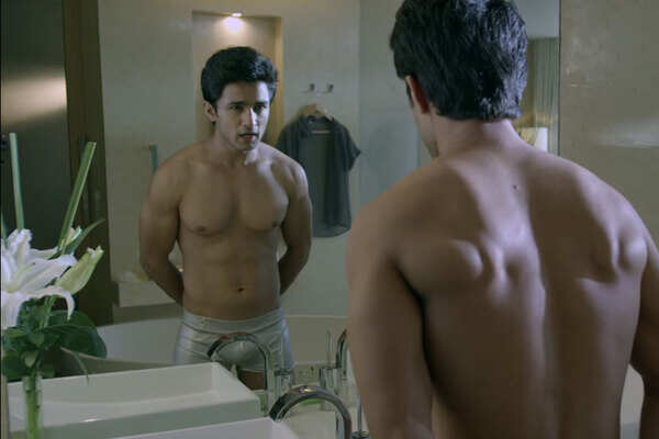 Ashish Bisht Pictures