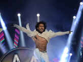 Tiger Shroff pays a tribute to MJ in Munna Michael