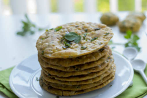 Bajra Methi Puri