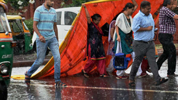 Heavy downpour disrupts normal life in several parts across India