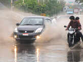 Heavy monsoon rains lash India