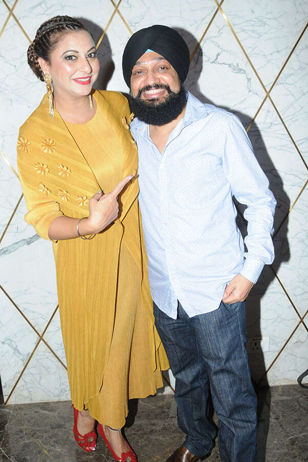 Deepak Singh Photos