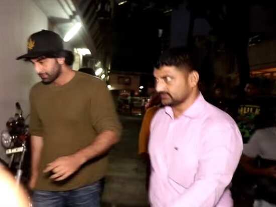 Is Ranbir Kapoor working with Shoojit Sircar ? Is Ranbir Kapoor working with Shoojit Sircar ?