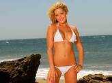 Bikinis 'n' beaches