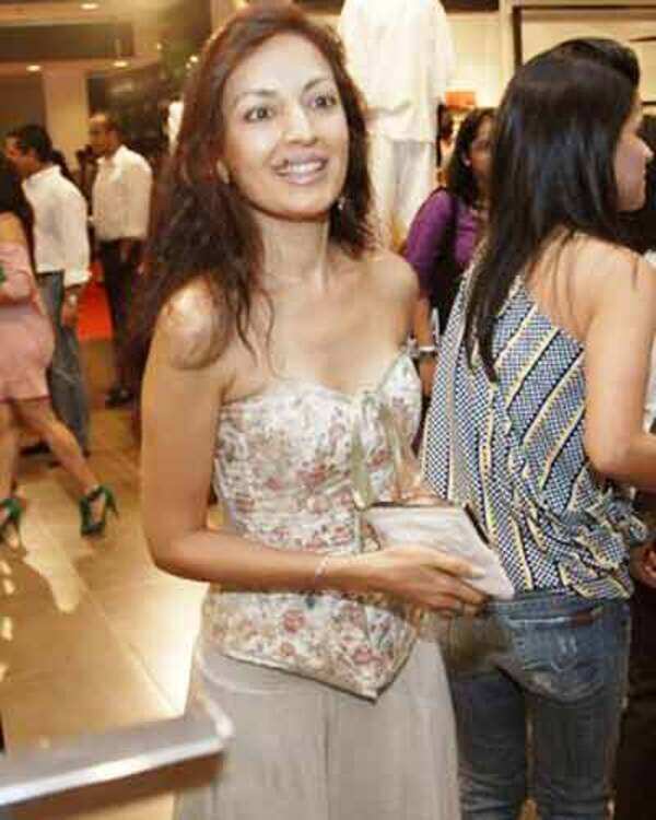 Nisha Singh Wallpapers