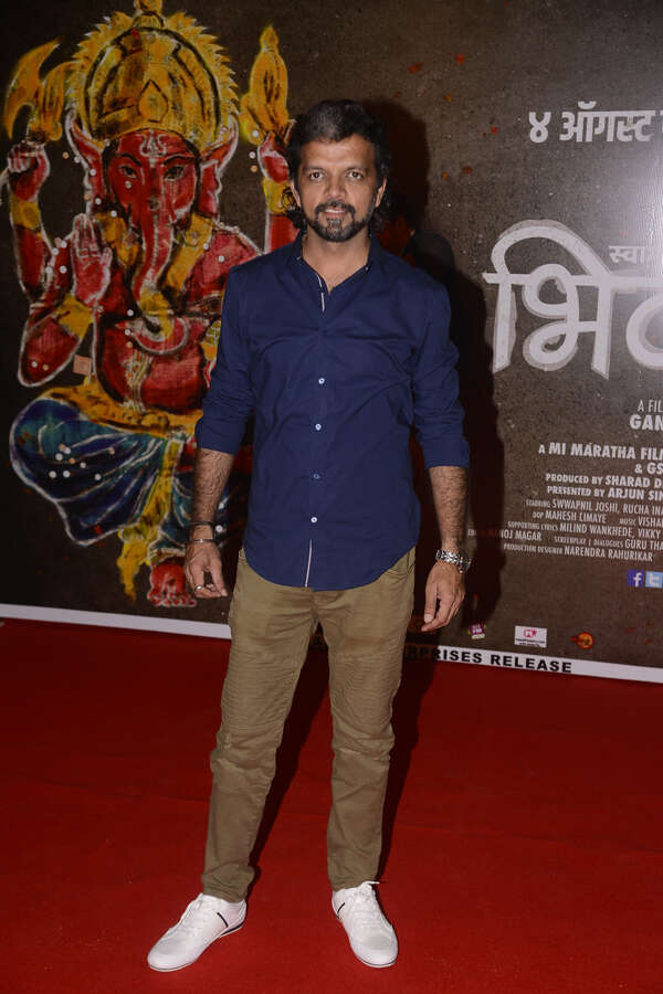 Mahesh Limaye Photos