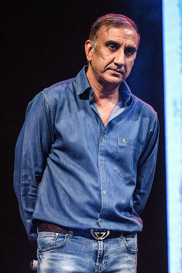 Milan Luthria Stills