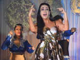 Karisma Kapoor performs at an award show after a long time