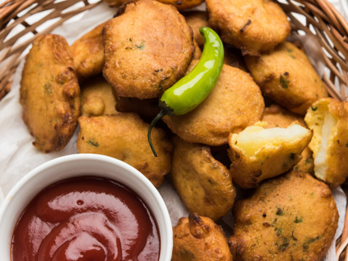 Bajji Recipe | Aloo Bajji Recipe | How to Make Aloo Bajji