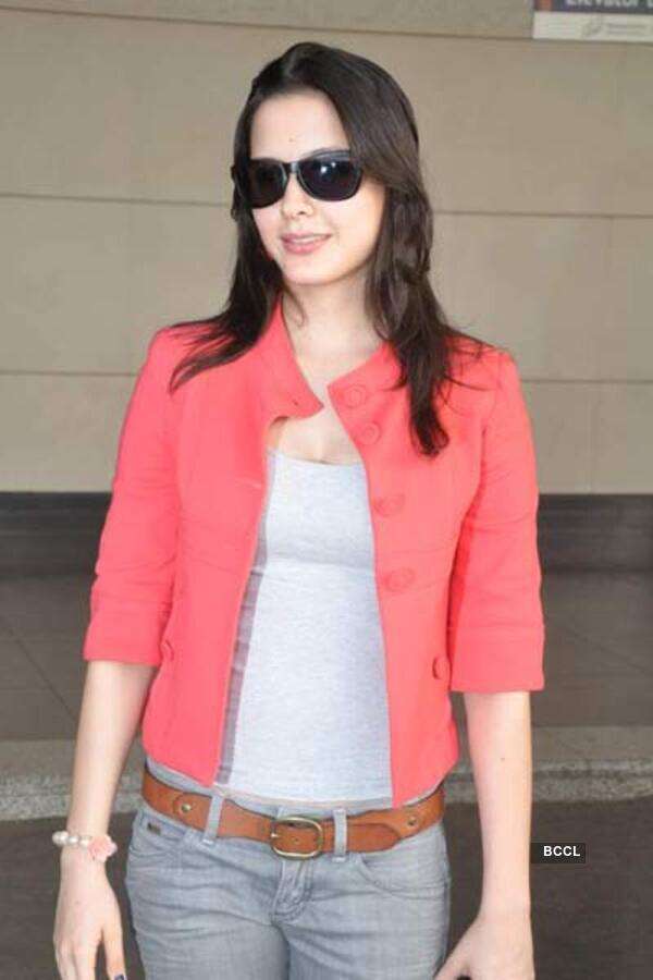 Isha Sharvani Wallpapers