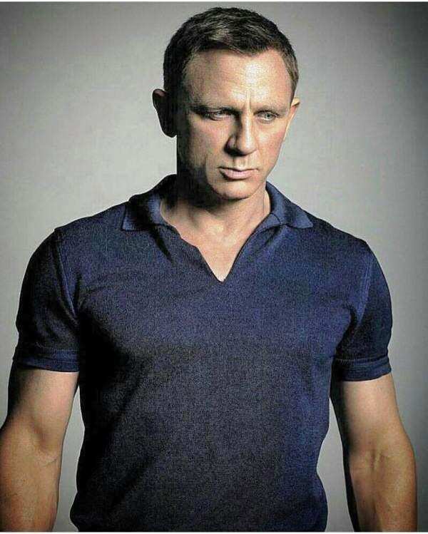 Daniel Craig