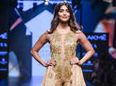 LFW '17: Day 5: Sonaakshi Raaj