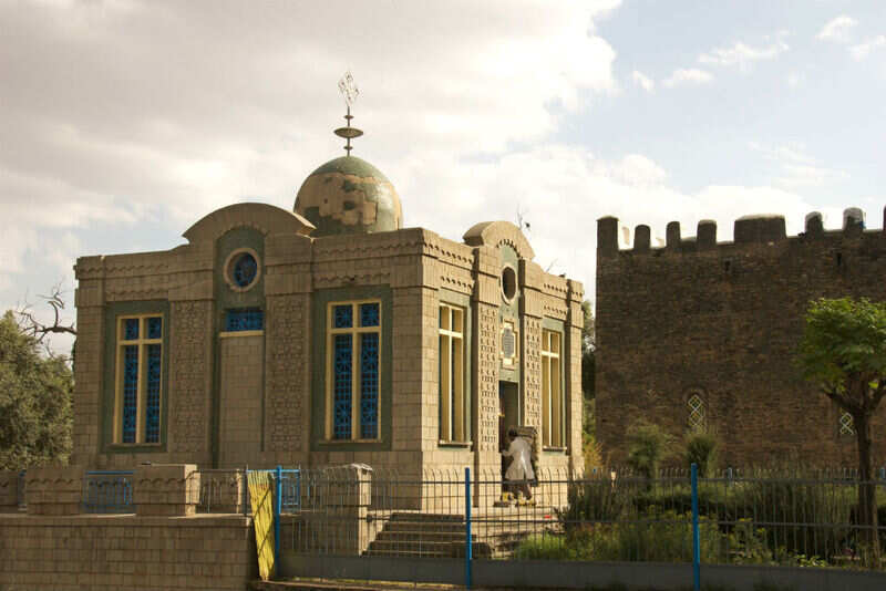 The_Chapel_Of_The_Tablet_Axum_Ethiopia_(2842610803)