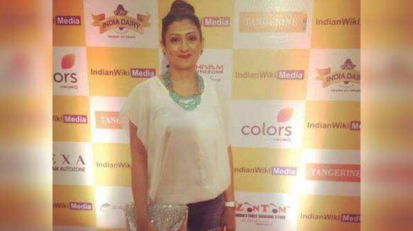 TV's Kumkum aka Juhi Parmar looks stunning after shedding extra kilos; see pics